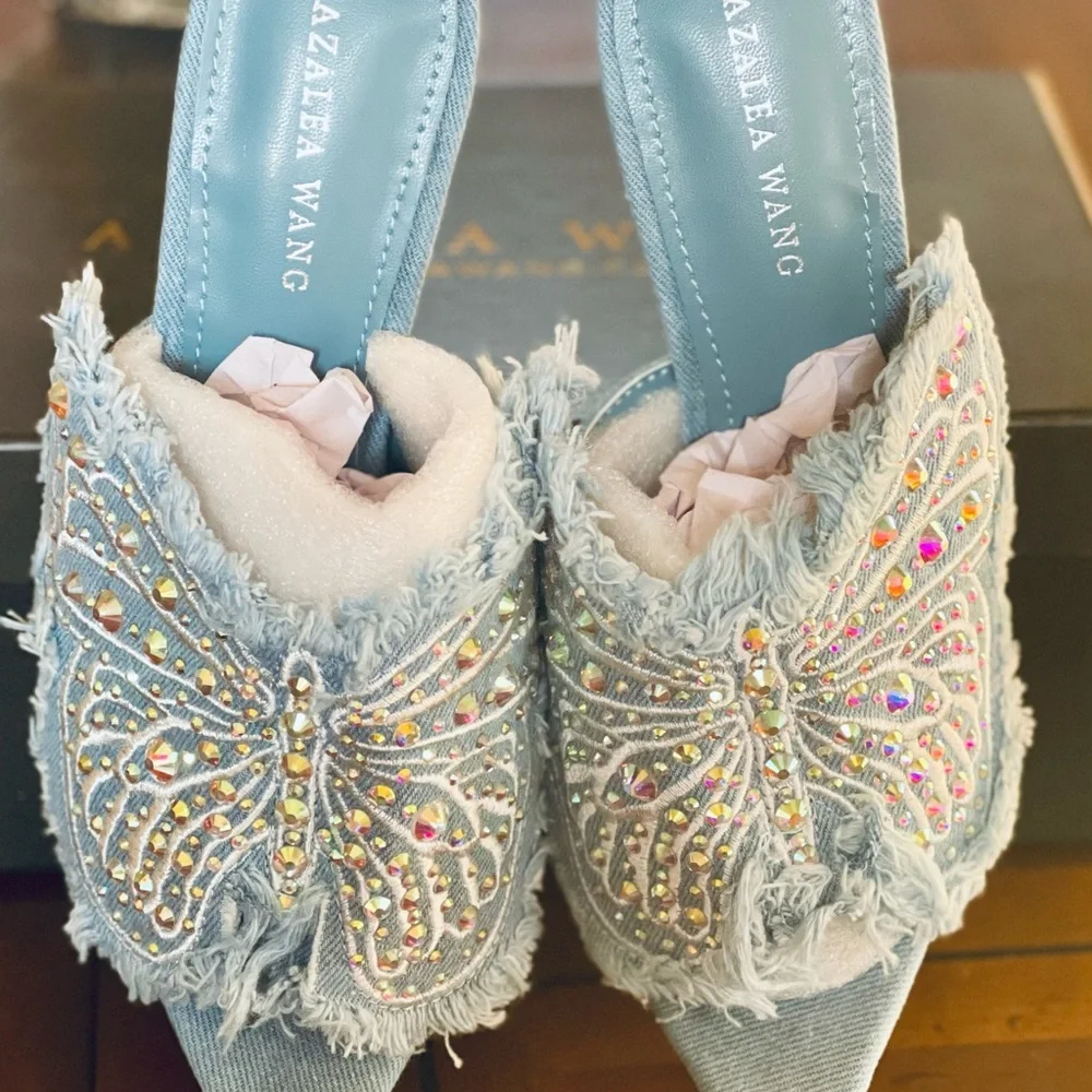 NIB AZALEA WANG ALAYA EMBELLISHED BUTTERFLY STILETTO IN WASHED DENIM SIZE 6 - Picture 11 of 17